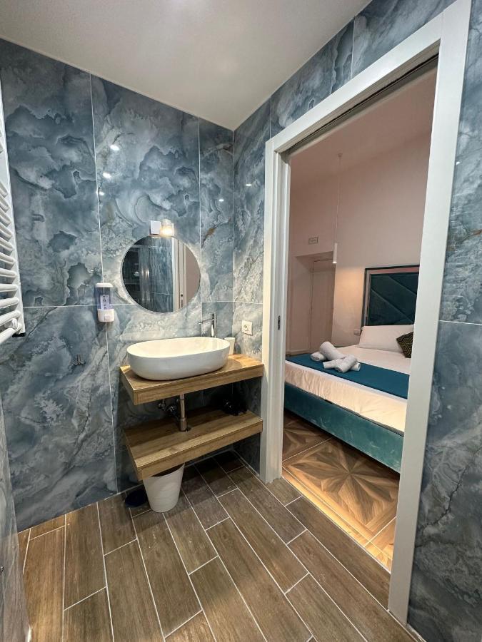 San Ferdinando Suite Room Неаполь Экстерьер фото