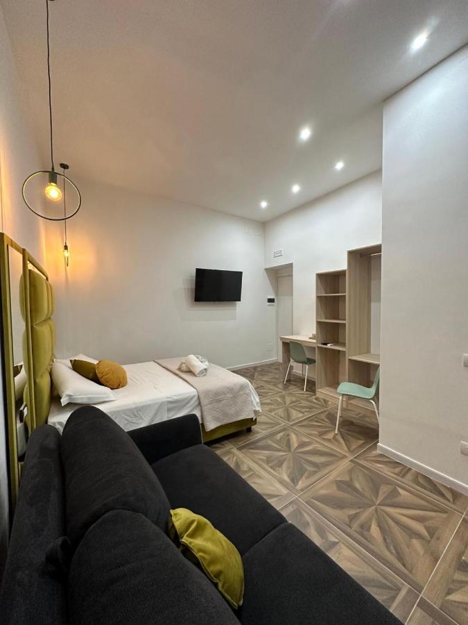 San Ferdinando Suite Room Неаполь Экстерьер фото