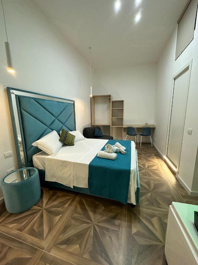 San Ferdinando Suite Room Неаполь Экстерьер фото